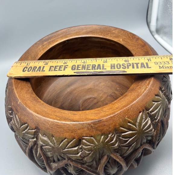 Vintage Hand Carved Wooden Bowl Elephants And Trees 3 D carving - Picture 6 of 8